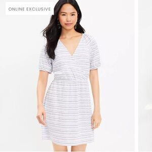 Loft NWT Striped Jacquard Puff Sleeve Dress V neck Cotton size M